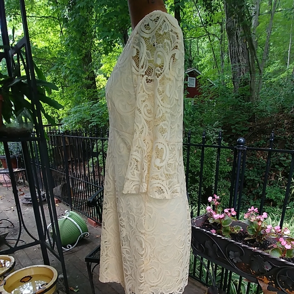 Lacy little yellow dress! - Picture 3 of 11